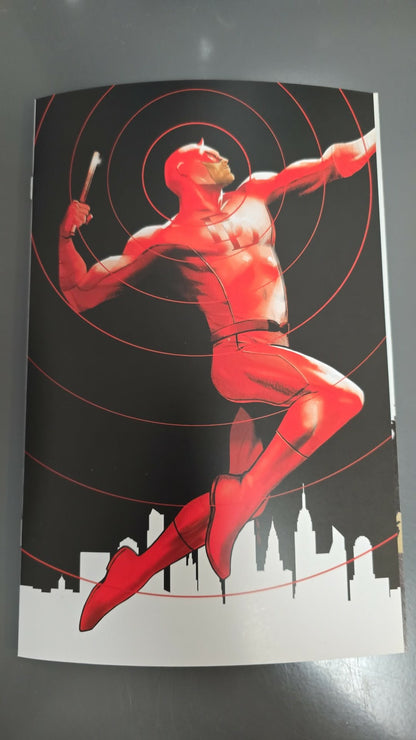 DAREDEVIL  #1  GARBETT VIRGIN C2E2 VARIANT